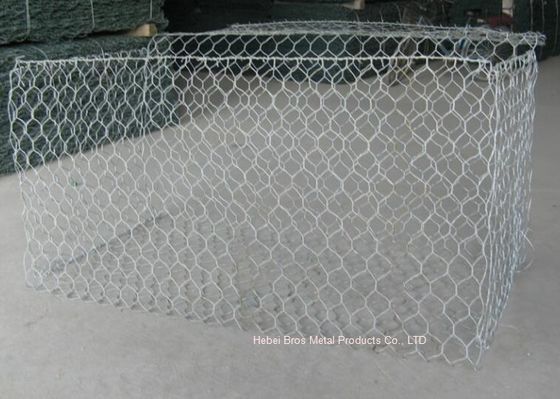 Китай Горячее окунутое гальванизированное шестиугольное сплетенное плетение провода для клетки птицы поставщик